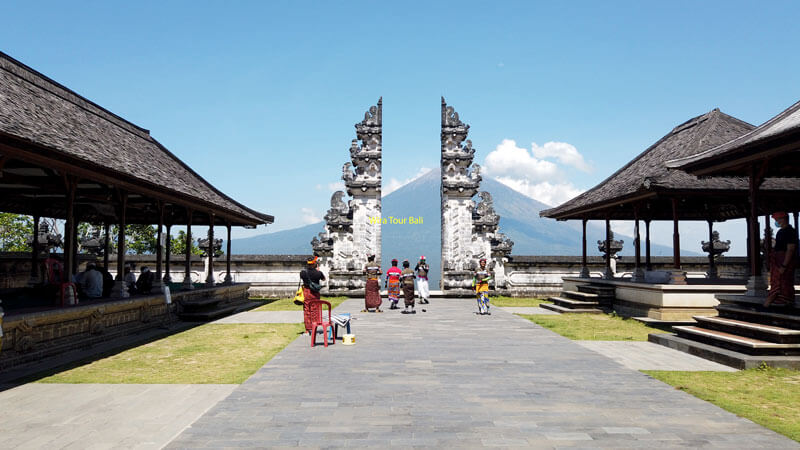 Bali Car Rental